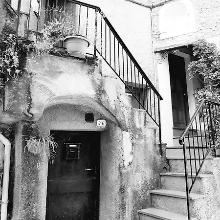 招待所 The Window With A View Rocchetta Nervina